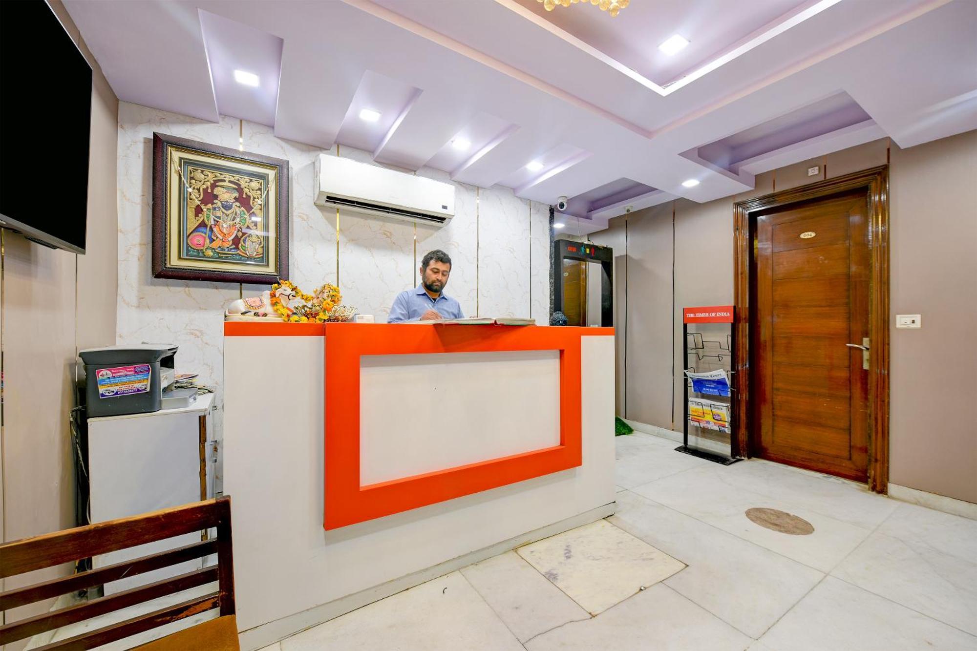Bhartia - Train Station Hotel